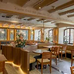 Ludwigs Hotel 3*