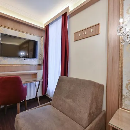 Готель Ludwigs 3*
