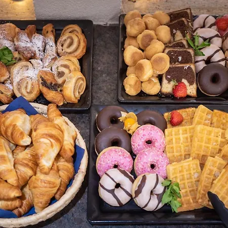 Отель Ludwigs 3*