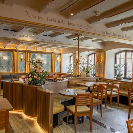 路德维格酒店 酒店 3*