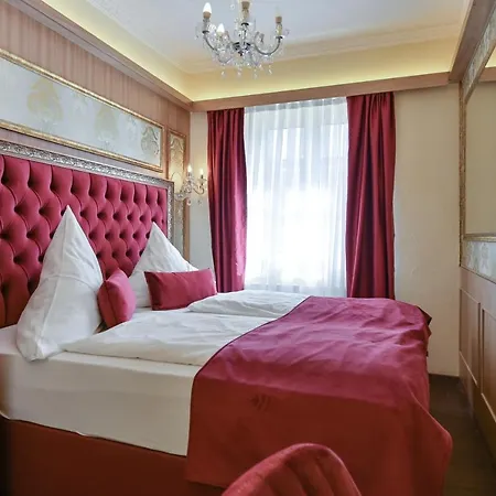 路德维格酒店 酒店 3*