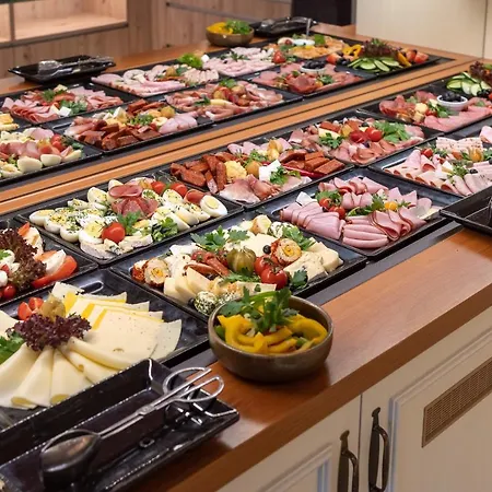 路德维格酒店 酒店 3*