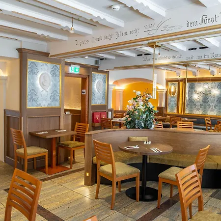 路德维格酒店 酒店 3*